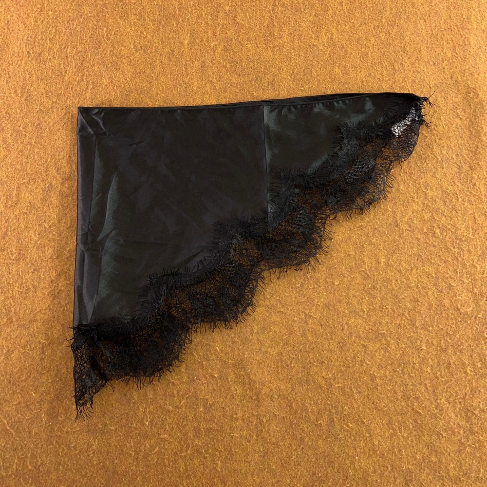 Urban Outfitters Womens OS Black Satin Lace Trim Handkerchief Head Scarf New